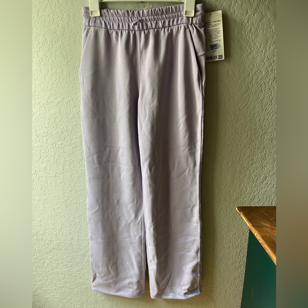 Lululemon Light Purple Softstream Hogh Rose Pants 4p